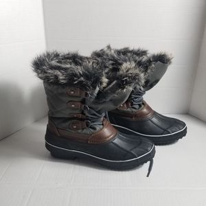 ITASCA HAILY DUCK BOOT DARK GRAY, BLACK WITH BROWN SIZE 8